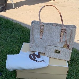 Michael Kors purse and wallet